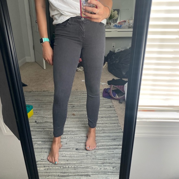 7 for all mankind skinny jeans. - Picture 1 of 3
